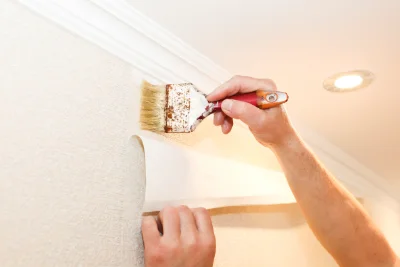 Pose de papier peint à Sparsbach — revêtements muraux et toiles de verre